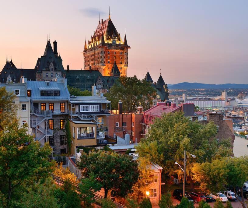 Initial / Medzi / Centre-Ville De Quebec Exterior foto
